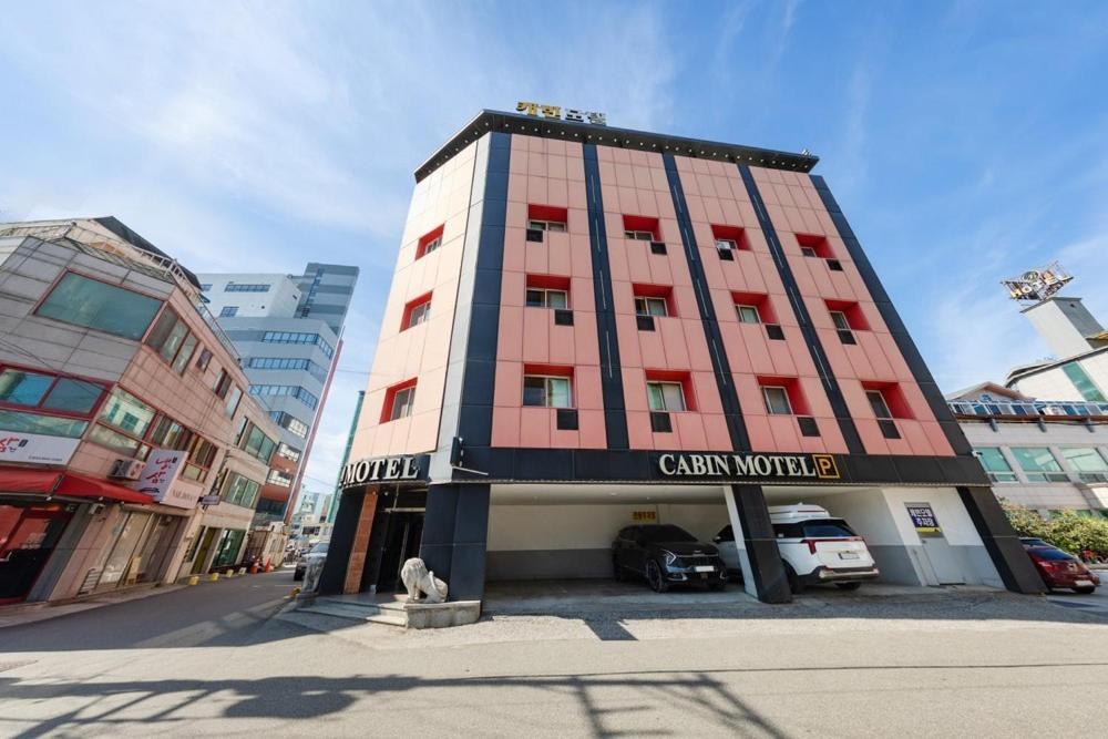 Gangneung Cabin Hotel Exterior foto